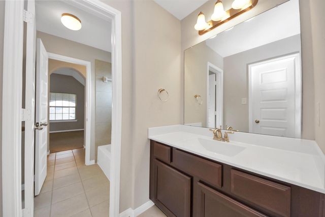 11611 Beckton Cypress Drive, Tomball, TX 77377