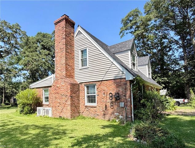 2224 Kings HWY, Suffolk, VA 23435