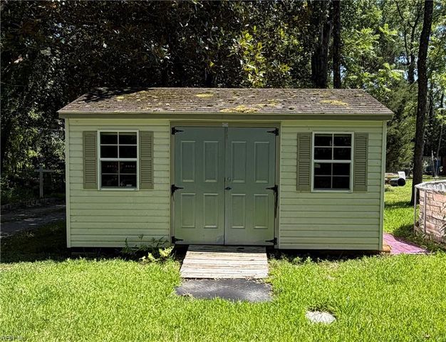 2224 Kings HWY, Suffolk, VA 23435