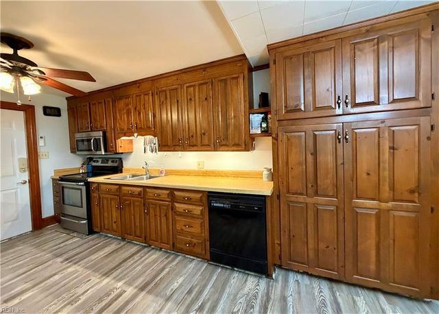 2224 Kings HWY, Suffolk, VA 23435