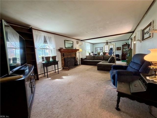 2224 Kings HWY, Suffolk, VA 23435