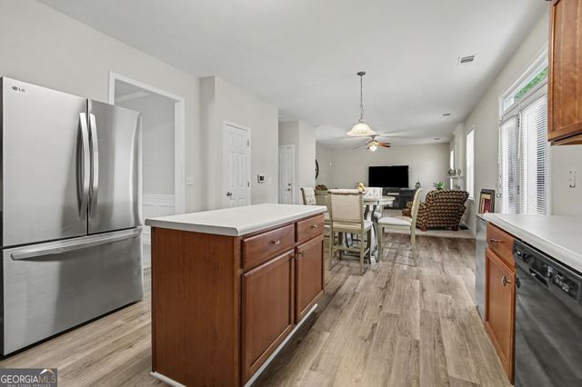7392 Poppy Way, Union City, GA 30291