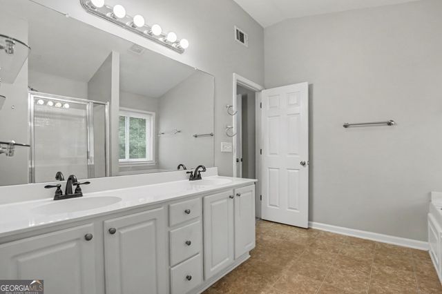 7392 Poppy Way, Union City, GA 30291