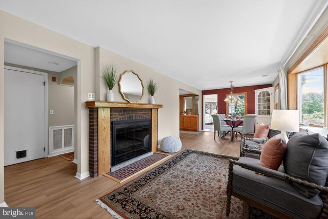 1231 ROBIN HILL RD, Media, PA 19063