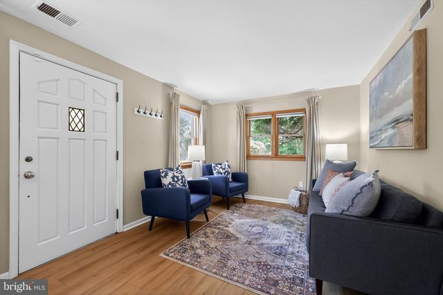 1231 ROBIN HILL RD, Media, PA 19063