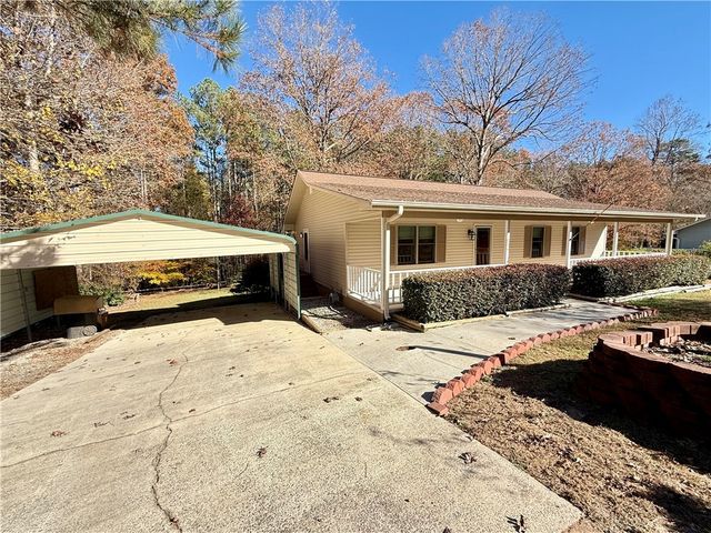 331 Gaston Circle, Westminster, SC 29693