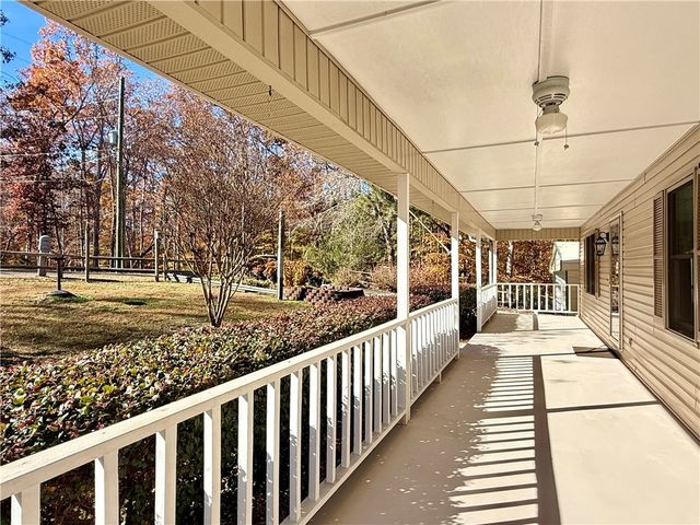 331 Gaston Circle, Westminster, SC 29693