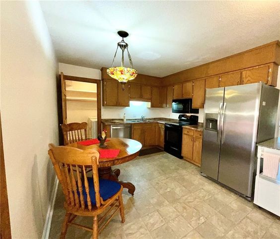 331 Gaston Circle, Westminster, SC 29693