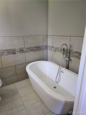 1676 Tennyson Avenue, Dayton, OH 45406