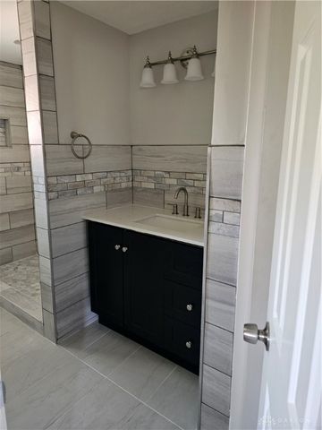 1676 Tennyson Avenue, Dayton, OH 45406