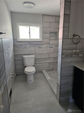 1676 Tennyson Avenue, Dayton, OH 45406