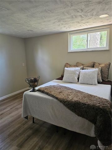 1676 Tennyson Avenue, Dayton, OH 45406