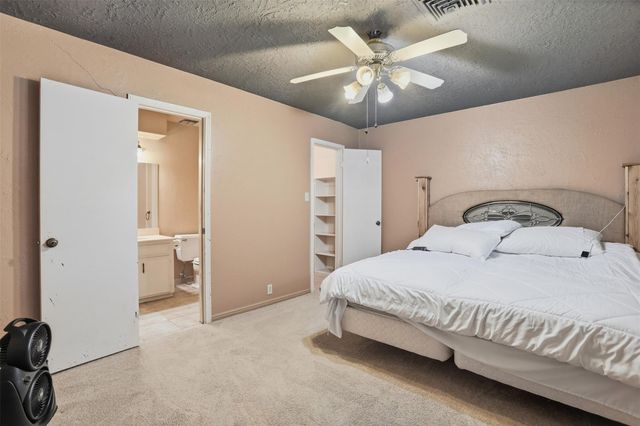 15725 Lakeview Drive, Jersey Village, TX 77040