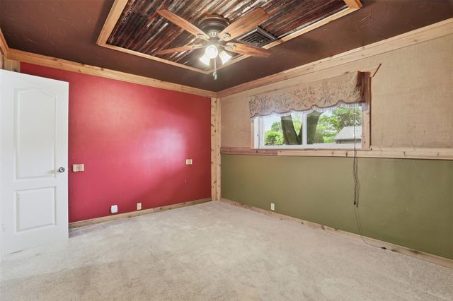 15725 Lakeview Drive, Jersey Village, TX 77040