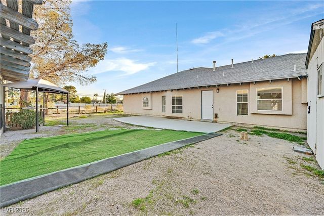 4838 North Tioga Way, Las Vegas, NV 89149