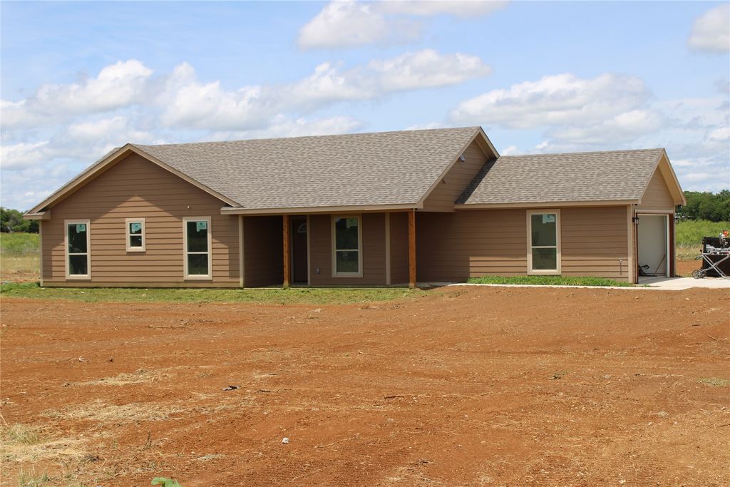 507 Crusher Road, Jacksboro, TX 76458