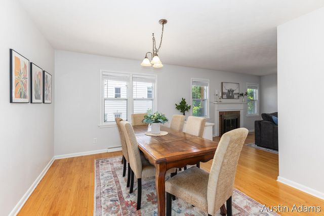 1925 Emerald Avenue, Grand Rapids, MI 49505