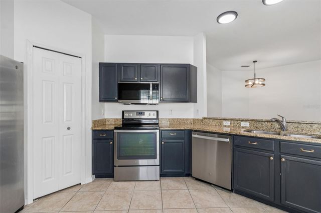 34534 DELLWOOD WAY, Zephyrhills, FL 33541