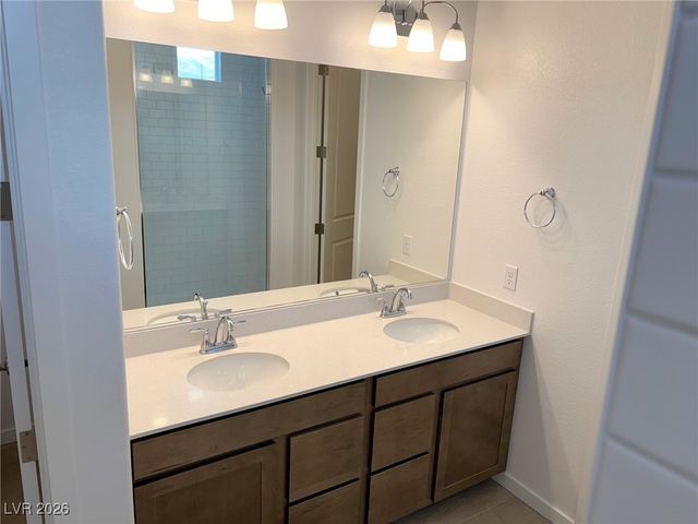 5715 East Victoria Falls Drive, Pahrump, NV 89048