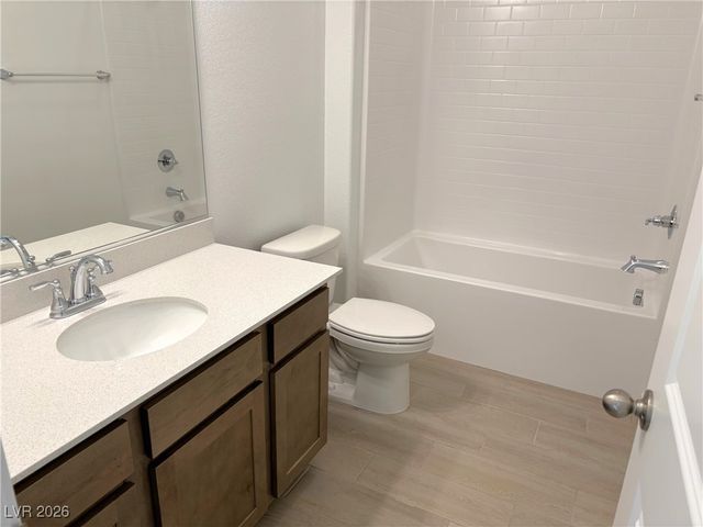 5715 East Victoria Falls Drive, Pahrump, NV 89048