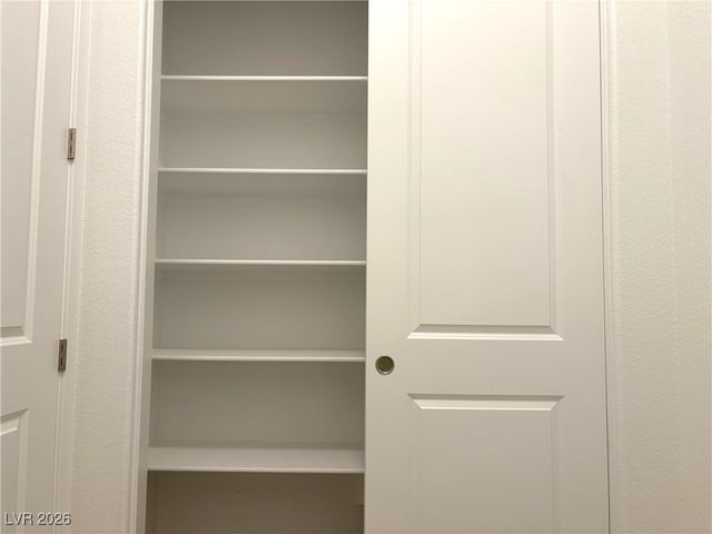 5715 East Victoria Falls Drive, Pahrump, NV 89048