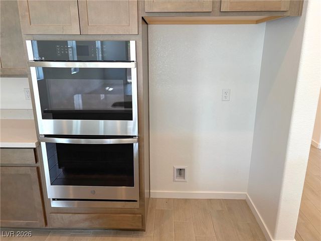 5715 East Victoria Falls Drive, Pahrump, NV 89048