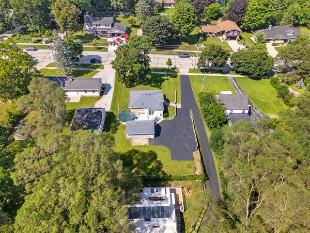 1341 W Decorah ROAD, West Bend, WI 53095