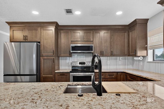 9516 Villas Drive, Foley, AL 36535