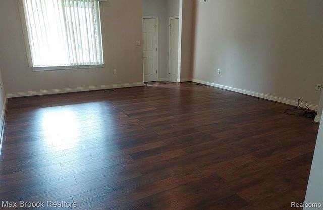 1115 BIRCHWOOD Drive, Troy, MI 48083
