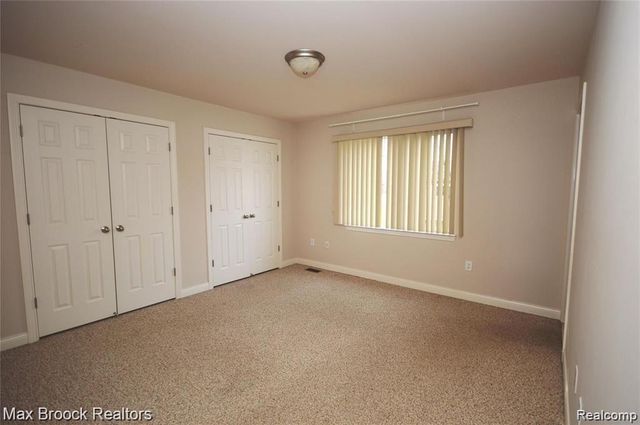 1115 BIRCHWOOD Drive, Troy, MI 48083