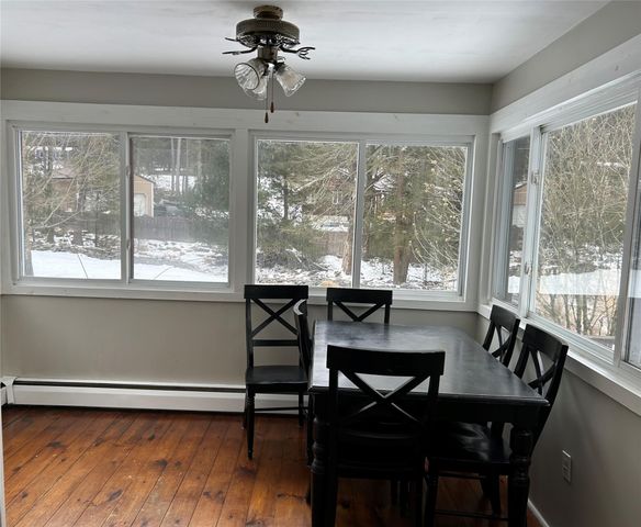 49 Park Road, Barryville, NY 12792