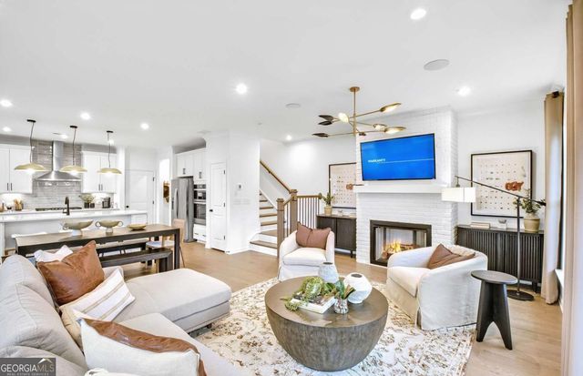 5703 Tillman Way, Powder Springs, GA 30127