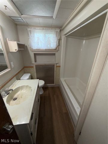 85 Smithsonian Street, Girard, OH 44420