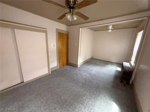 85 Smithsonian Street, Girard, OH 44420