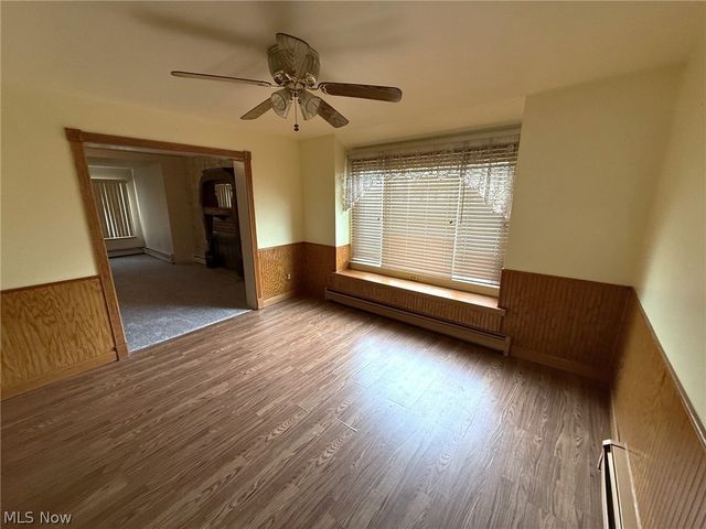 85 Smithsonian Street, Girard, OH 44420