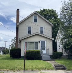 85 Smithsonian Street, Girard, OH 44420