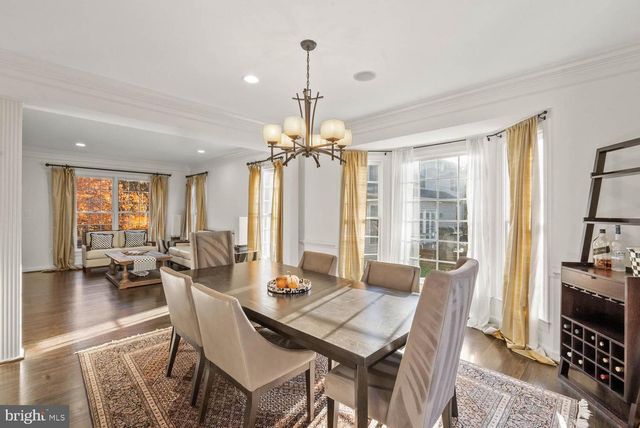 12882 CROUCH DR, Fairfax, VA 22030