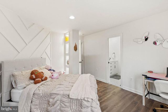 12882 CROUCH DR, Fairfax, VA 22030