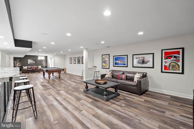 12882 CROUCH DR, Fairfax, VA 22030