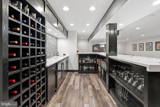 12882 CROUCH DR, Fairfax, VA 22030