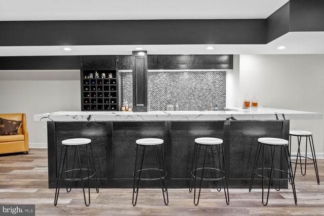 12882 CROUCH DR, Fairfax, VA 22030