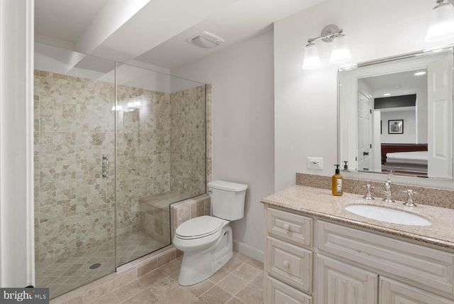 12882 CROUCH DR, Fairfax, VA 22030