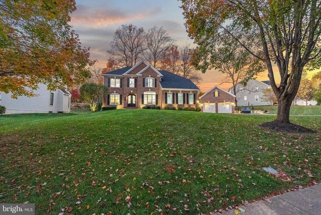 12882 CROUCH DR, Fairfax, VA 22030