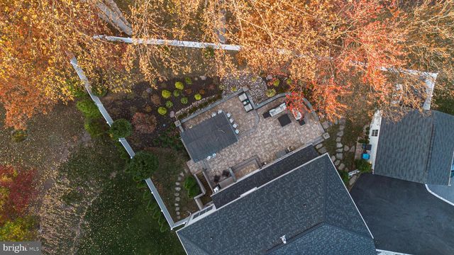 12882 CROUCH DR, Fairfax, VA 22030