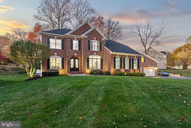 12882 CROUCH DR, Fairfax, VA 22030