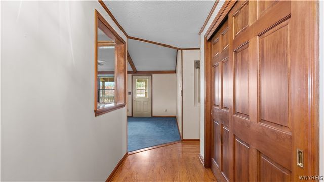 283 Barbados Drive, Cheektowaga, NY 14227