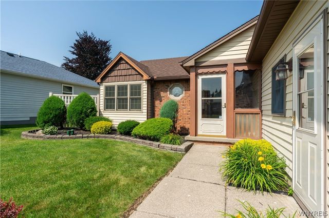 283 Barbados Drive, Cheektowaga, NY 14227