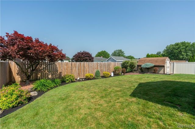 283 Barbados Drive, Cheektowaga, NY 14227