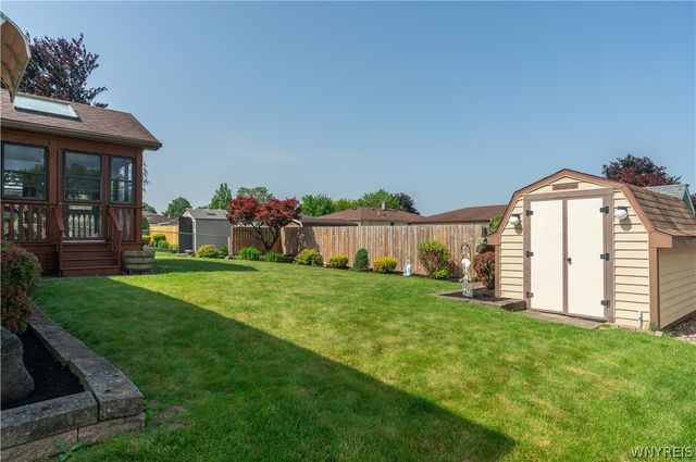 283 Barbados Drive, Cheektowaga, NY 14227