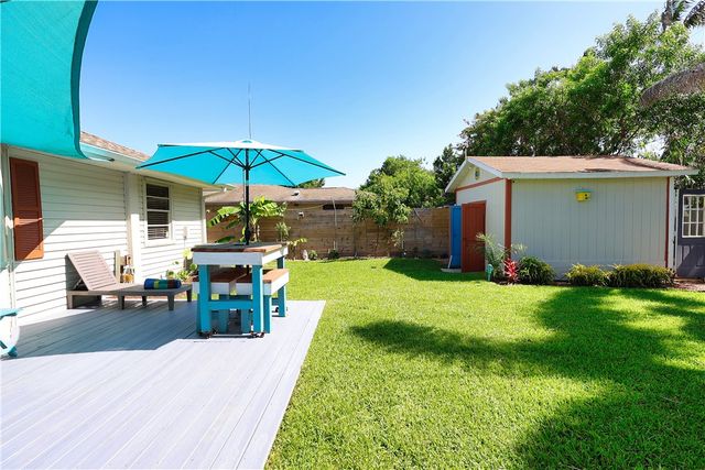 175 9th Court, Vero Beach, FL 32962